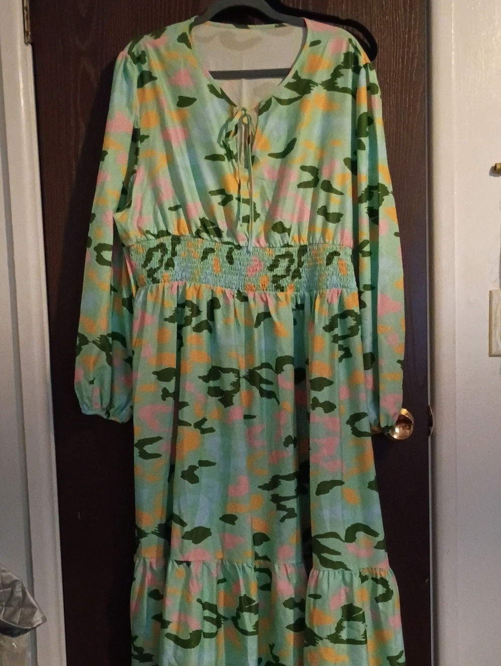 Women's Long Sleeve Smocked Waist Dress in Mint Green Print